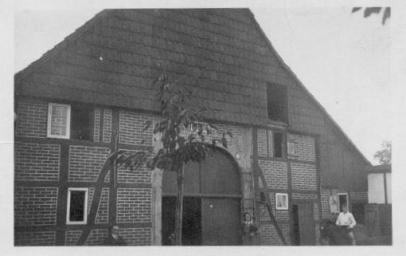 1935
